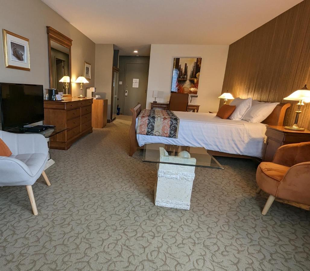Auberge Des 21 La Baie Εξωτερικό φωτογραφία